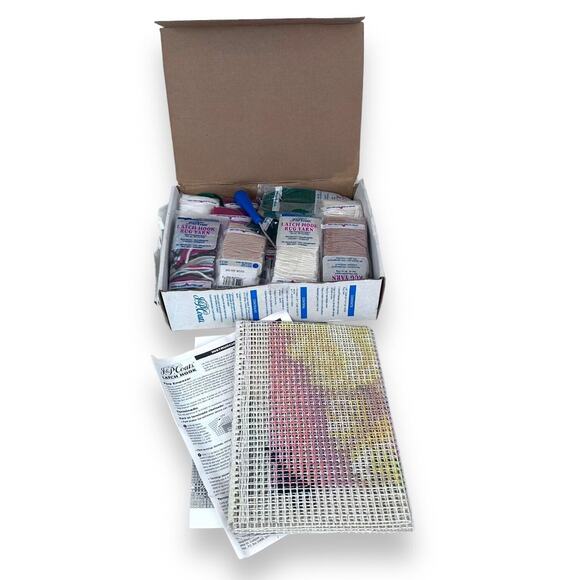 Latch Hook Kit J&P Coats 1998 Christmas Puppy 20" x 27" Art 25518 New Open Box - Picture 13 of 15